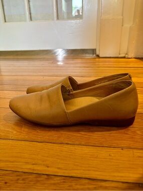 Dansko Larisa Tan Slip-On Flat